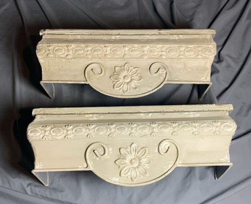 Set white wall shelfs - of,