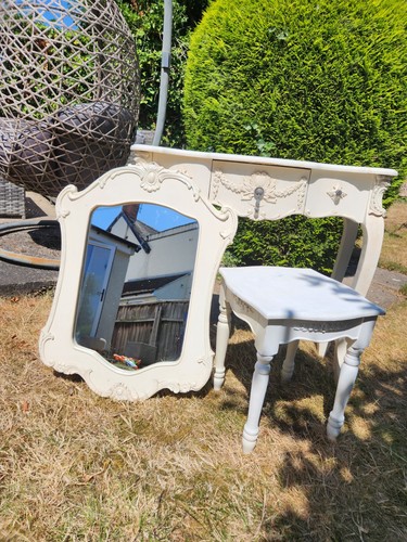 French style shabby chic - style,